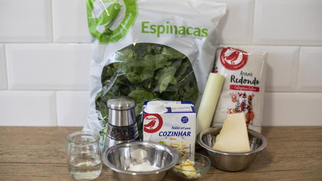 Los ingredientes que ha usado Bárbara Buenache para elaborar su risotto con espinacas y parmigiano.