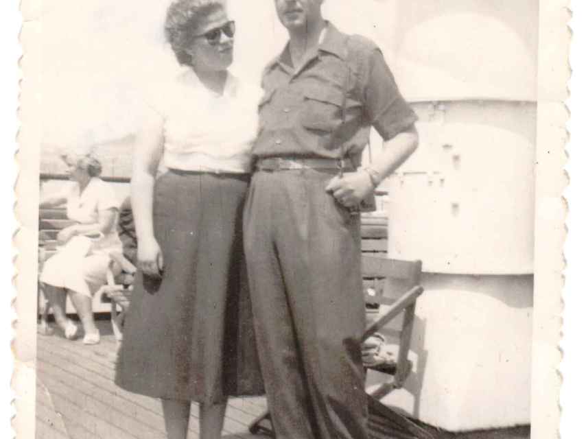 Sara y Mois Bourla, los padres de Albert, durante su luna de miel.