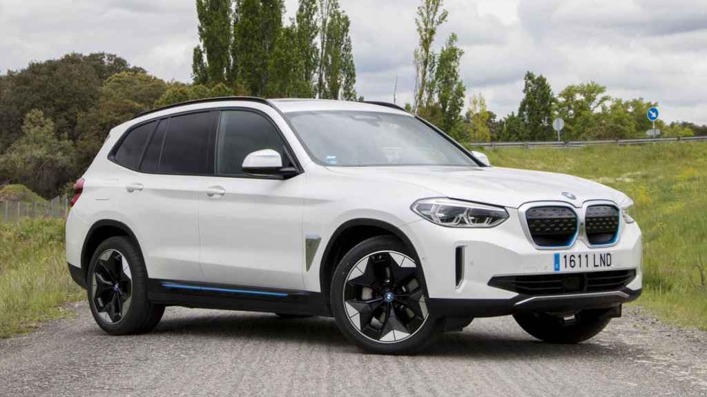 Nuevo BMW iX3, un SUV eléctrico de gran tamaño y 460 kilómetros de autonomía.