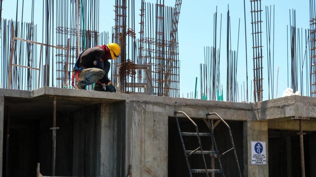 Un trabajador de la construcción.