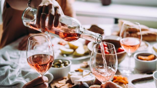 Los mejores vinos rosados para celebrar el Día de la Madre.