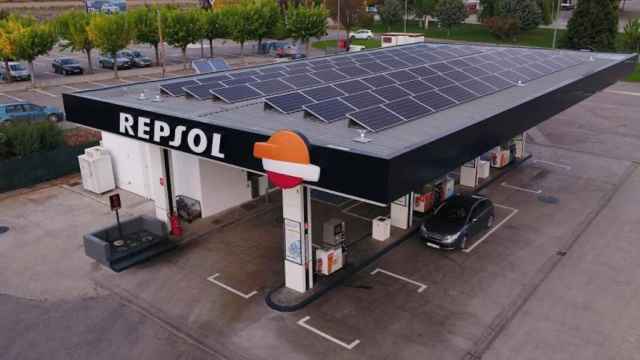 Repsol y Ezzing Solar relanzan su plan para autoconsumo y comunidades solares en España