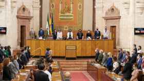 El pleno del Parlamento andaluz en la última sesión de abril.