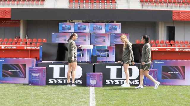 TD Systems hizo un acto de entrega de productos al Atlético de Madrid Femenino