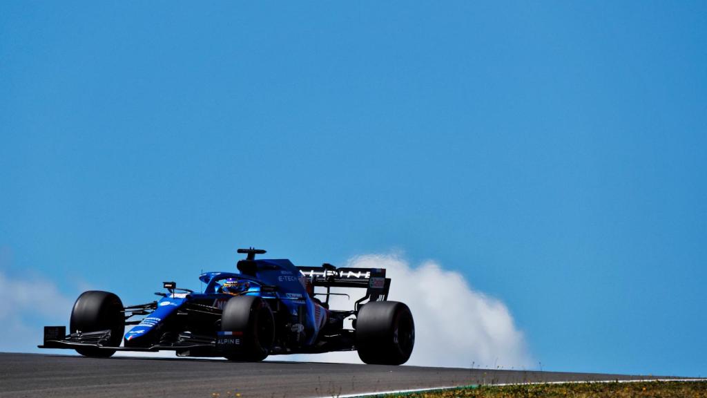 Fernando Alonso en la 'montaña rusa' de Portimao