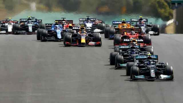 Bottas al frente de la parrilla de Fórmula 1 en Portimao