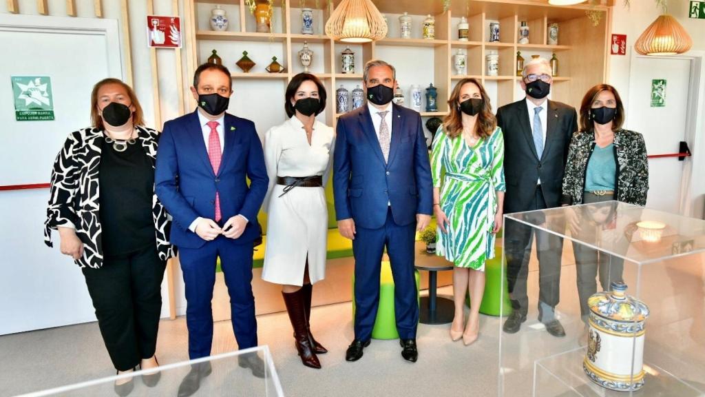 Jesús Aguilar y su equipo de gobierno.