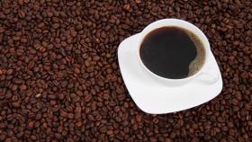 El consumo excesivo de café puede perjudicar a los huesos.