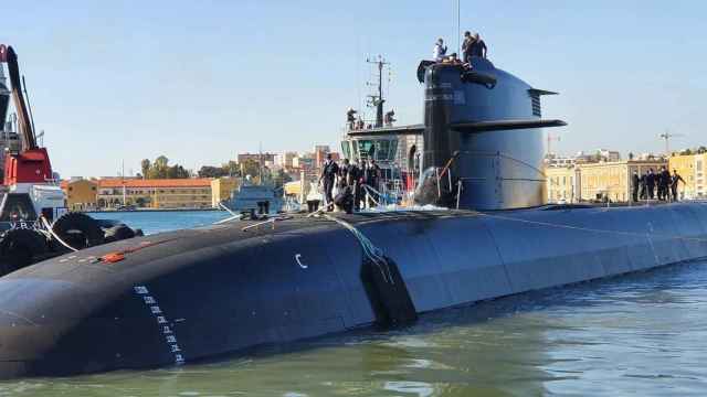 El S-81 ha tocado mar este viernes en el astillero de Navantia en Cartagena (Murcia).