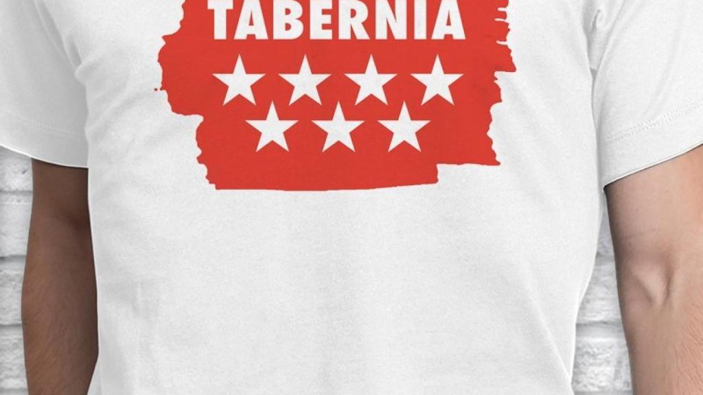 Detalle de la camiseta que ya está a la venta.