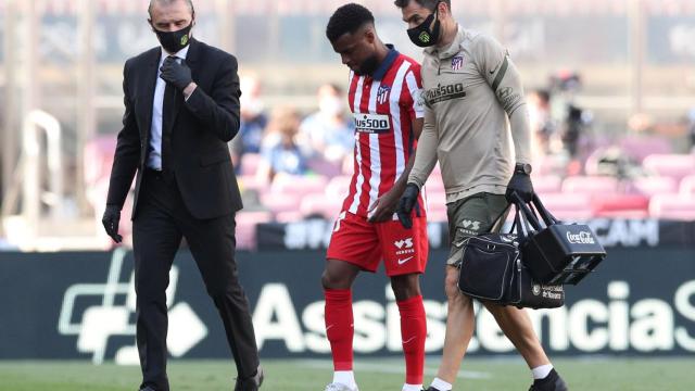 Thomas Lemar, abandonando el Camp Nou