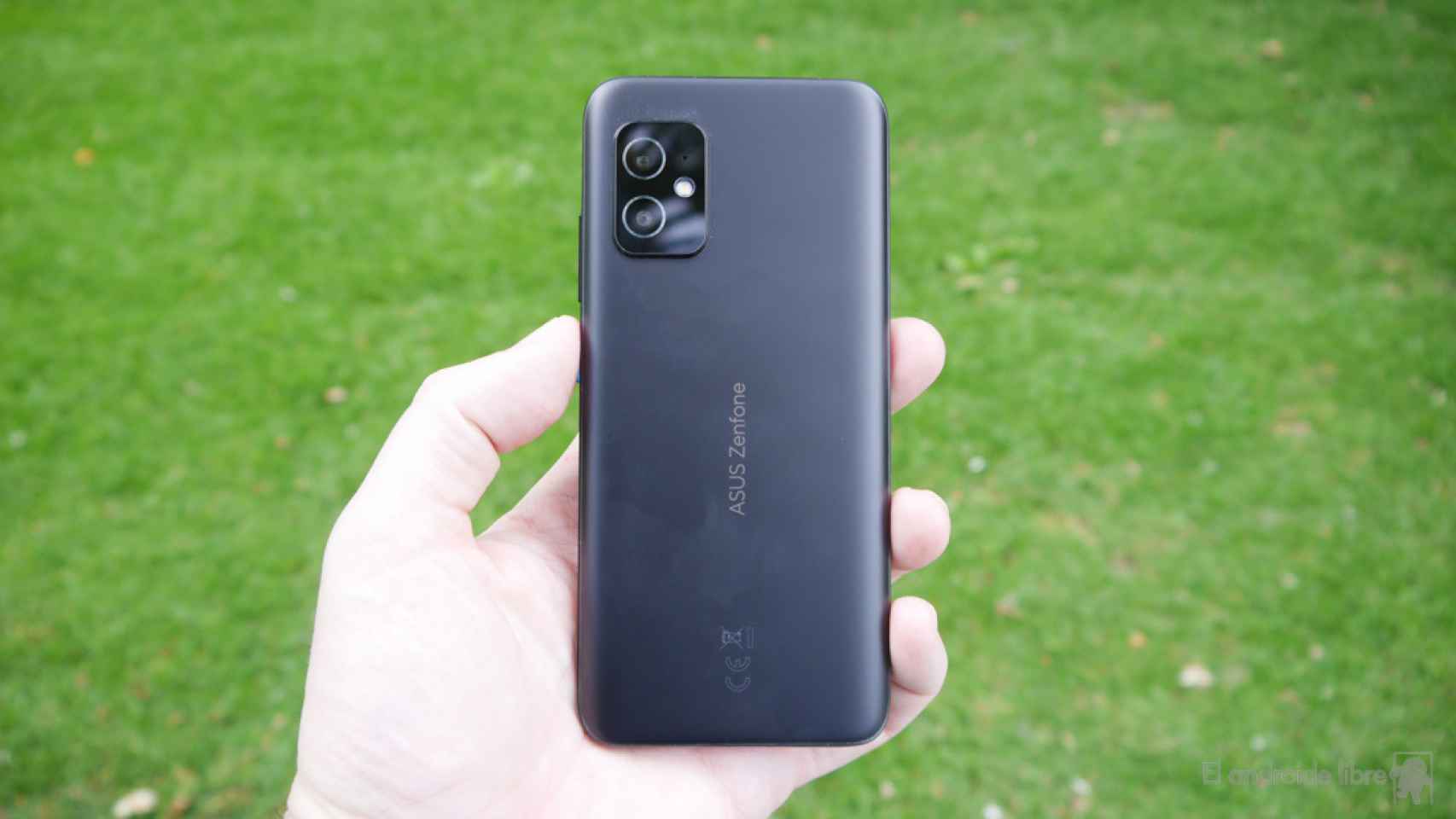 Asus Zenfone 10 es oficial: El flagship compacto que muchos querrán