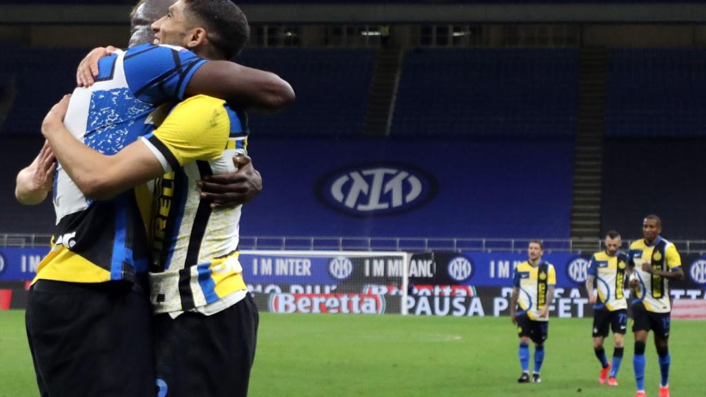 Lukaku y Achraf, con el Inter de Milán