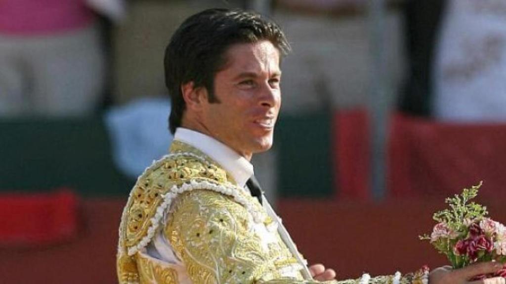 Canales Rivera.