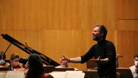 Josep Vicent, durante los ensayos en la Opéra de Rouen Normandie.