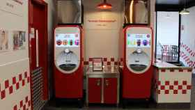 Las nuevas máquinas FreeStyle S9100 de Coca-Cola de Five Guys.