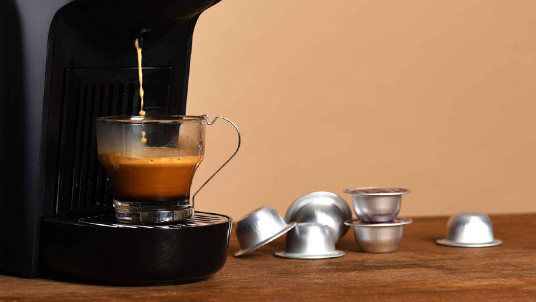 assimilation procent stewardesse Cómo limpiar una cafetera Nespresso de forma correcta