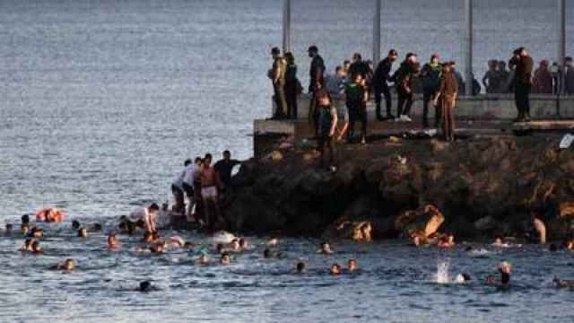 Se han notificado 1.469 solicitudes de protección internacional por parte de los marroquíes que entraron en Ceuta. Efe
