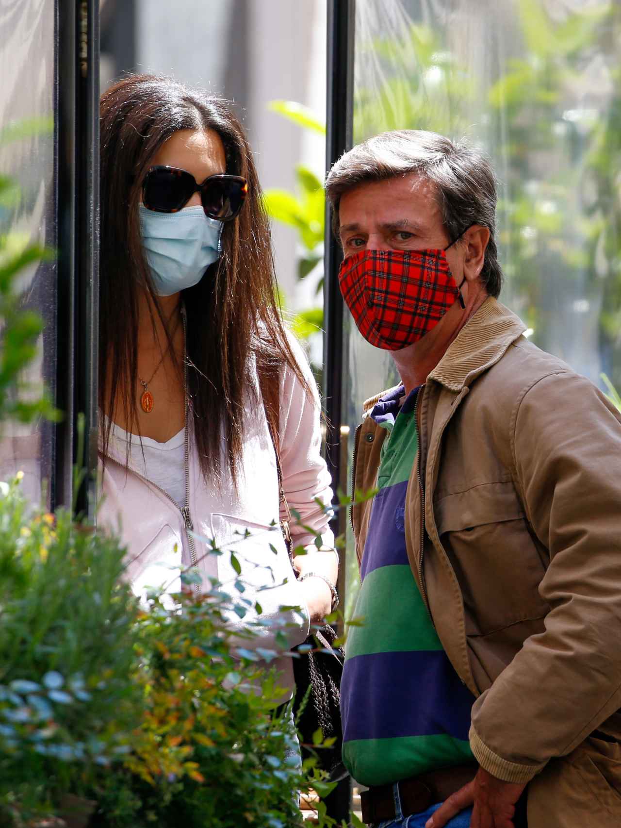 Bárbara Mirjan no se ha separado de su pareja, Cayetano Martínez de Irujo, en estos 11 días.