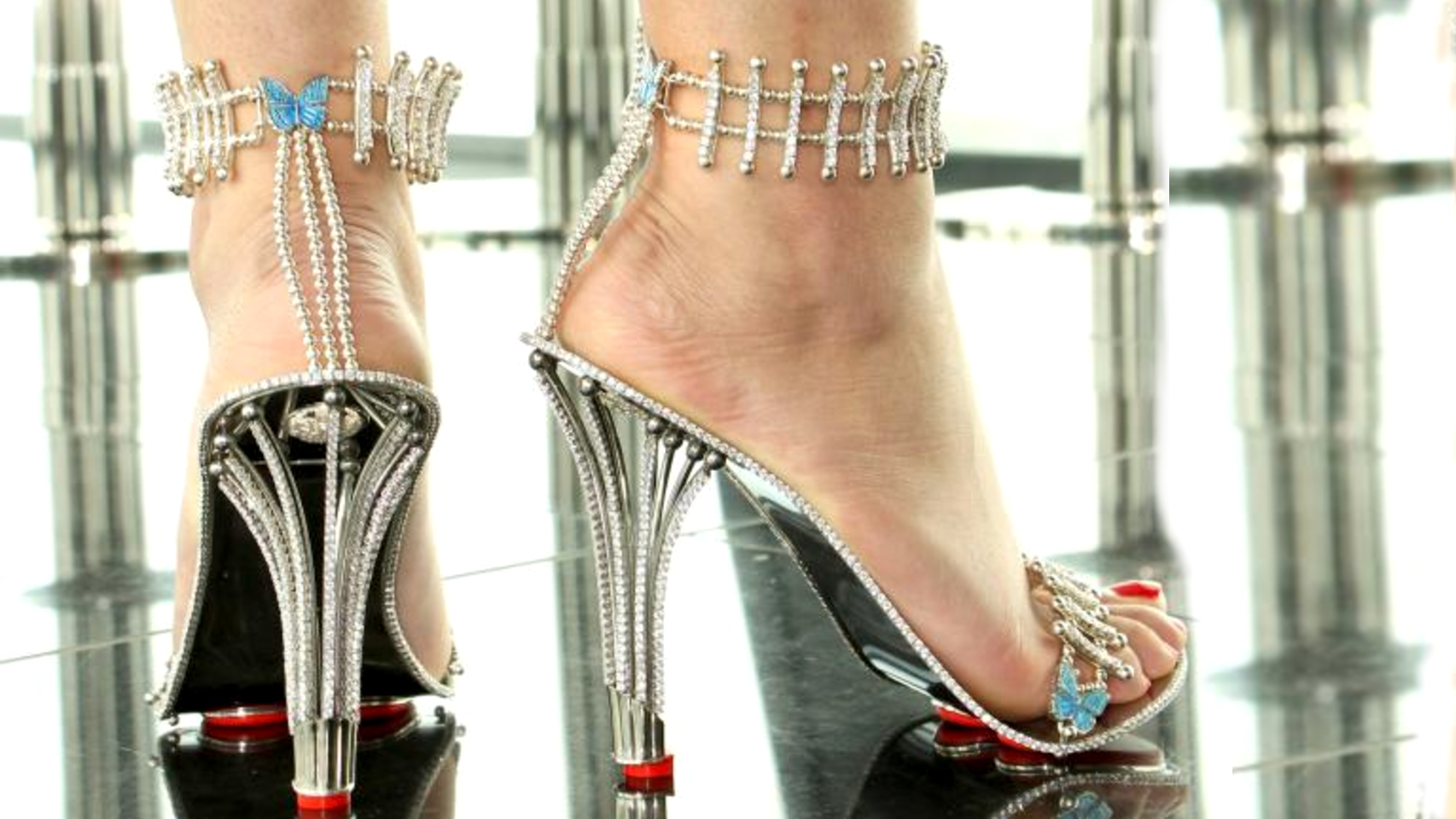 Los Constellation Diamond Stilettos son las sandalias más caras del mundo.