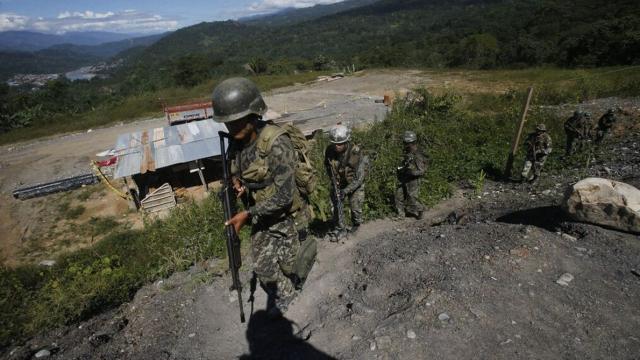 Militares en la región VRAEM en la que tiene presencia el grupo terrorista Sendero Luminoso.