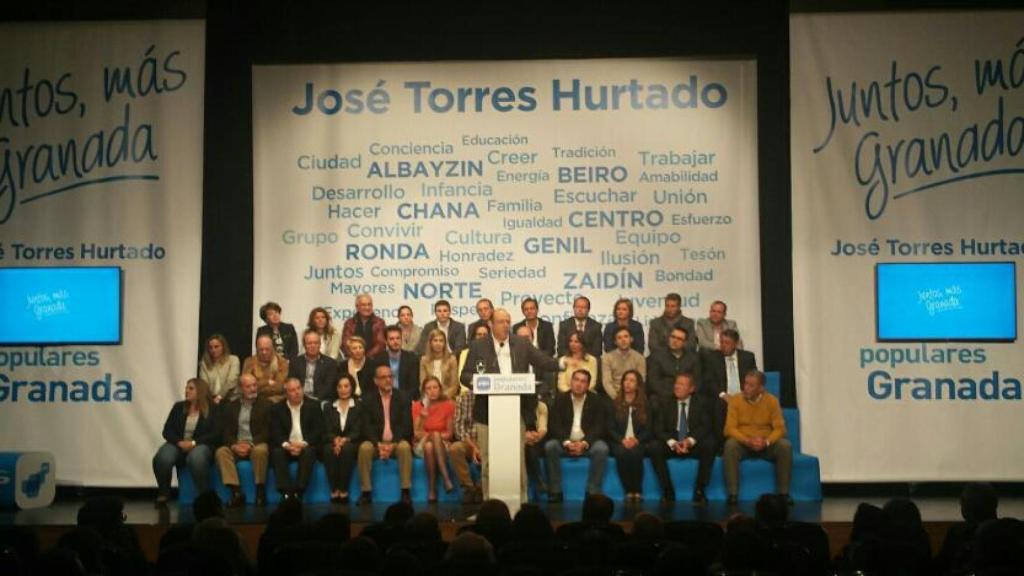 Sebastián Pérez Haciendo campaña por Pepe Torres Hurtado en 2015.