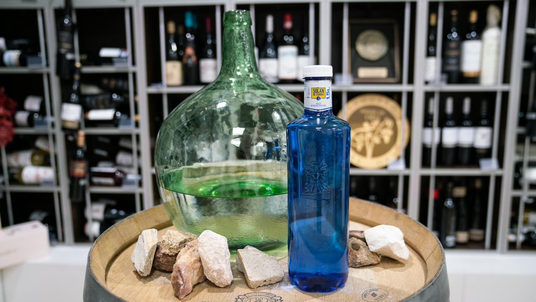 Nuestra botella Rocas del - Solán de Cabras España