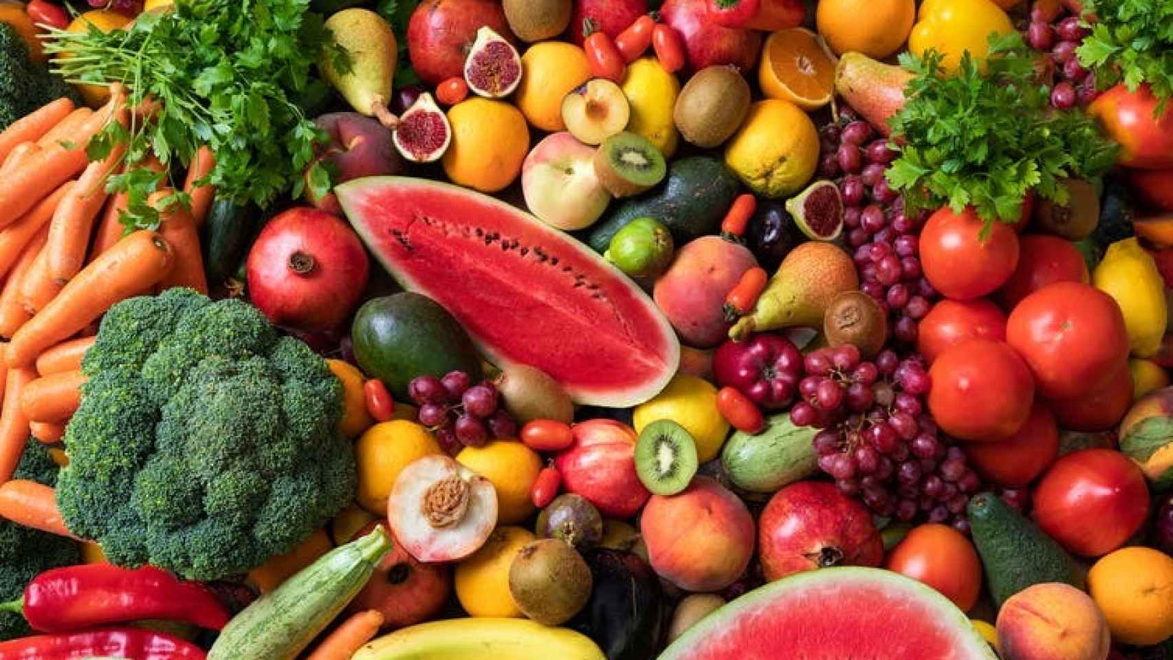 Una imagen de frutas y verduras.
