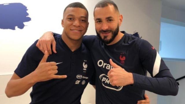 Kylian Mbappé y Karim Benzema, durante la concentración de la selección de Francia