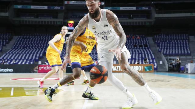 Vincent Poirier en una acción contra Herbalife Gran Canaria