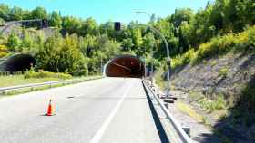 Entrada del túnel de Cereixal, en Lugo.