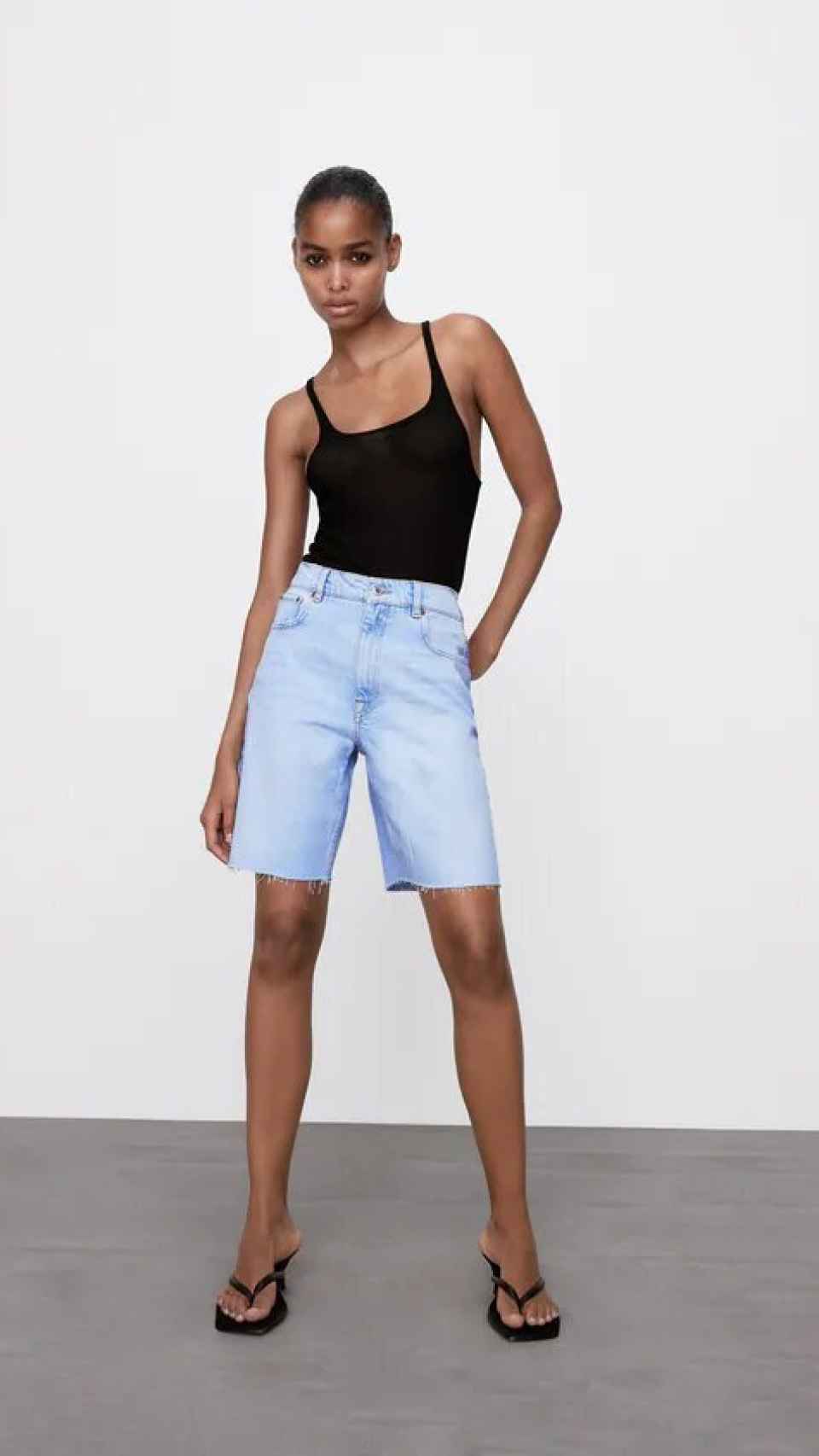 Modelo de 'short' actualmente disponible en Zara.