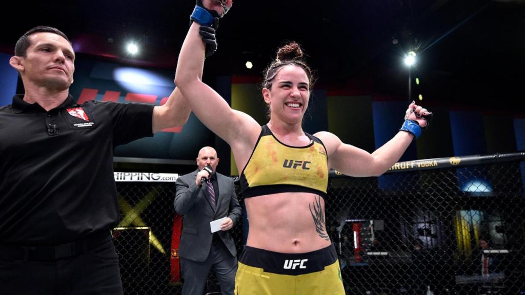 Norma Dumont, tras una victoria en la UFC