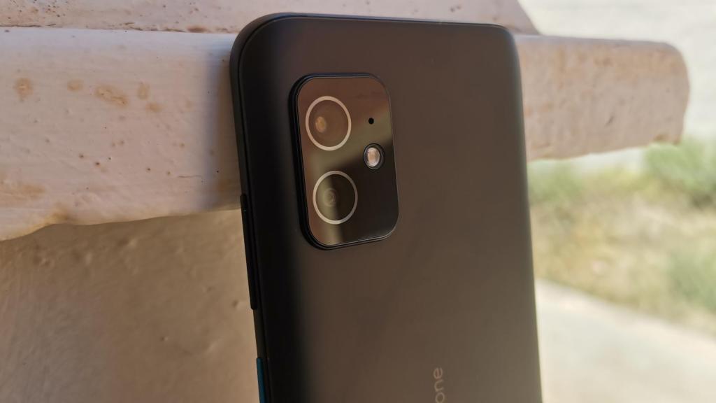 Cámaras traseras del Asus ZenFone 8
