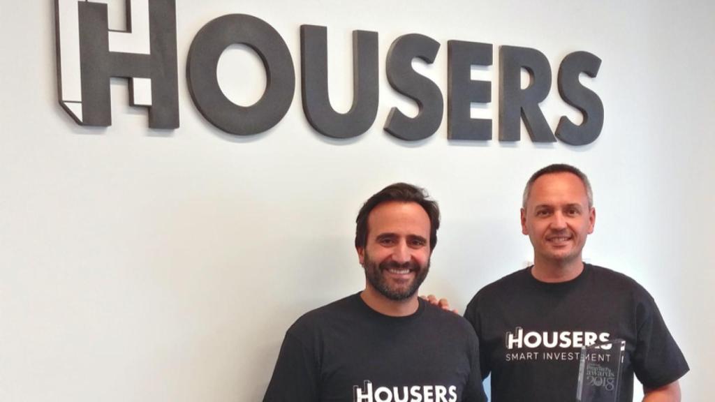 Álvaro Luna y Juan Antonio Balcázar, fundador y CEO de Housers.