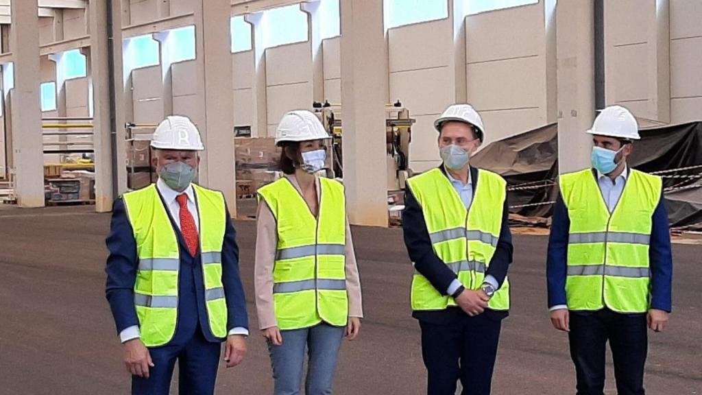 VÍDEO | La ministra Reyes Maroto pone como ejemplo a LatemAluminium en  Zamora y León del nuevo cambio de modelo productivo