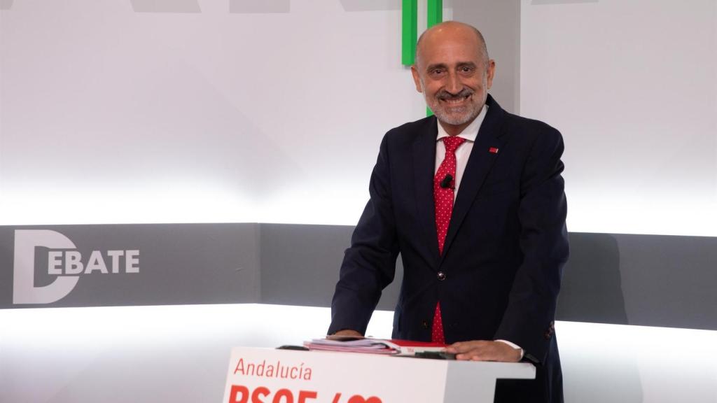 Luis Ángel Hierro durante el debate de este martes.