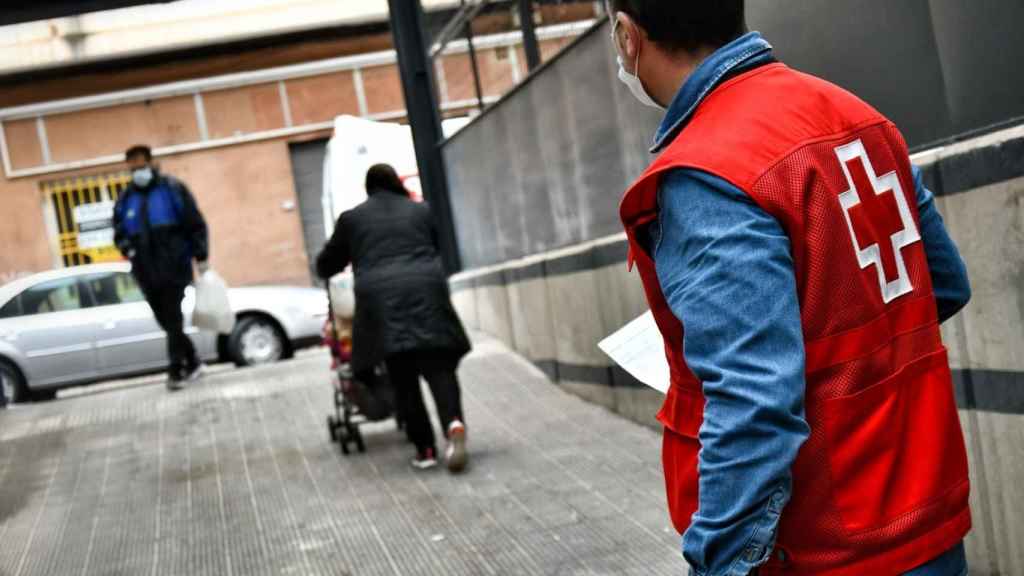 Más de 2.000 bebés de Alicante dependen de Cruz Roja para comer
