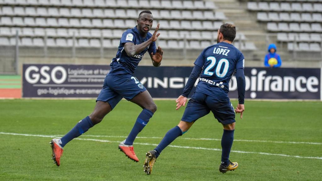 Silas Wamangituka celebra un gol con el Stuttgart