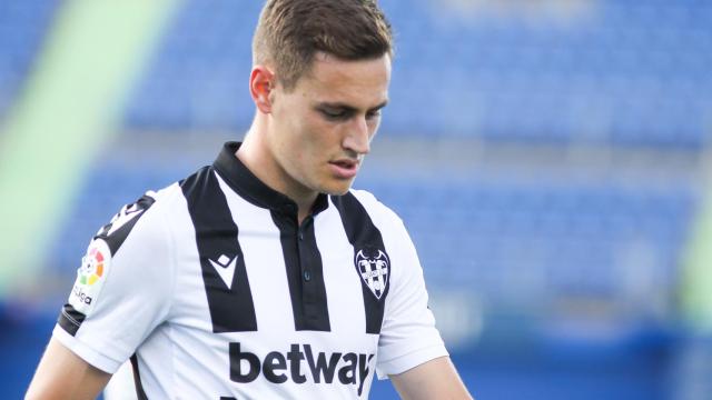 Jorge De Frutos, con la camiseta del Levante