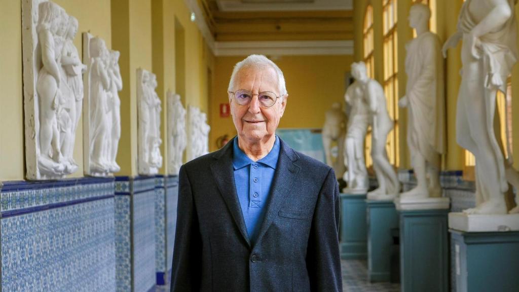Tomás Llorens ,el historiador y crítico de arte que ha fallecido a los 85 años.