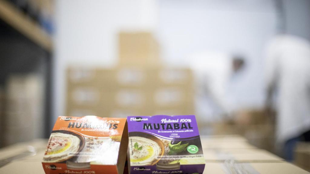 Caja del hummus y la mutaba realfooding.