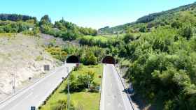 Entrada al túnel de Cereixal en la provincia de Lugo.