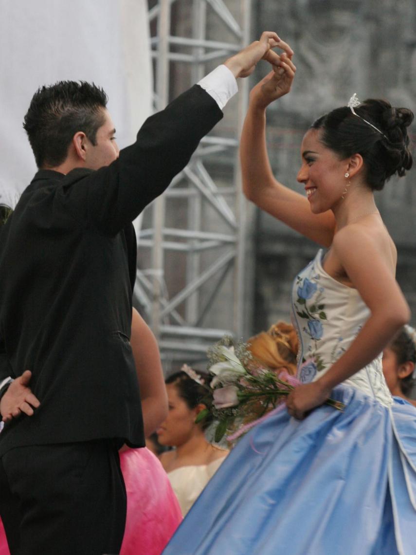 Celebración de las Quinceañeras en México D.F.