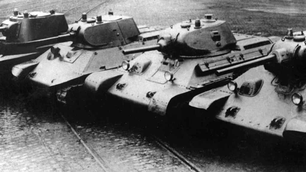 Tanques soviéticos T-34