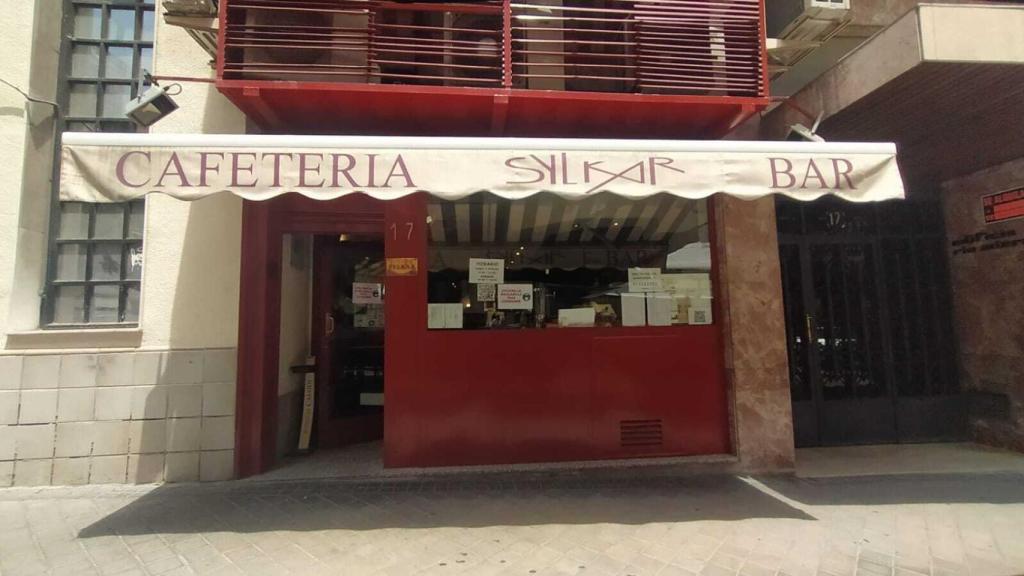 El bar Sylkar, situado en el número 17 de la calle de Espronceda.