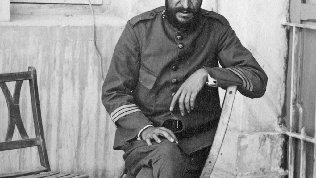 El sargento Basallo, tras ser liberado de Axdir.