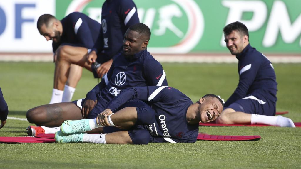Kylian Mbappé, entrenando con Francia