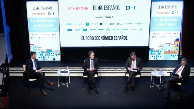 Participantes de la mesa de análisis sobre el tejido empresarial andaluz.