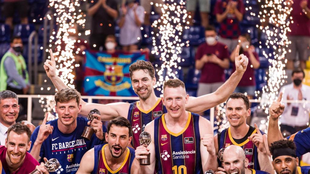 Pau Gasol, celebrando la Liga Endesa